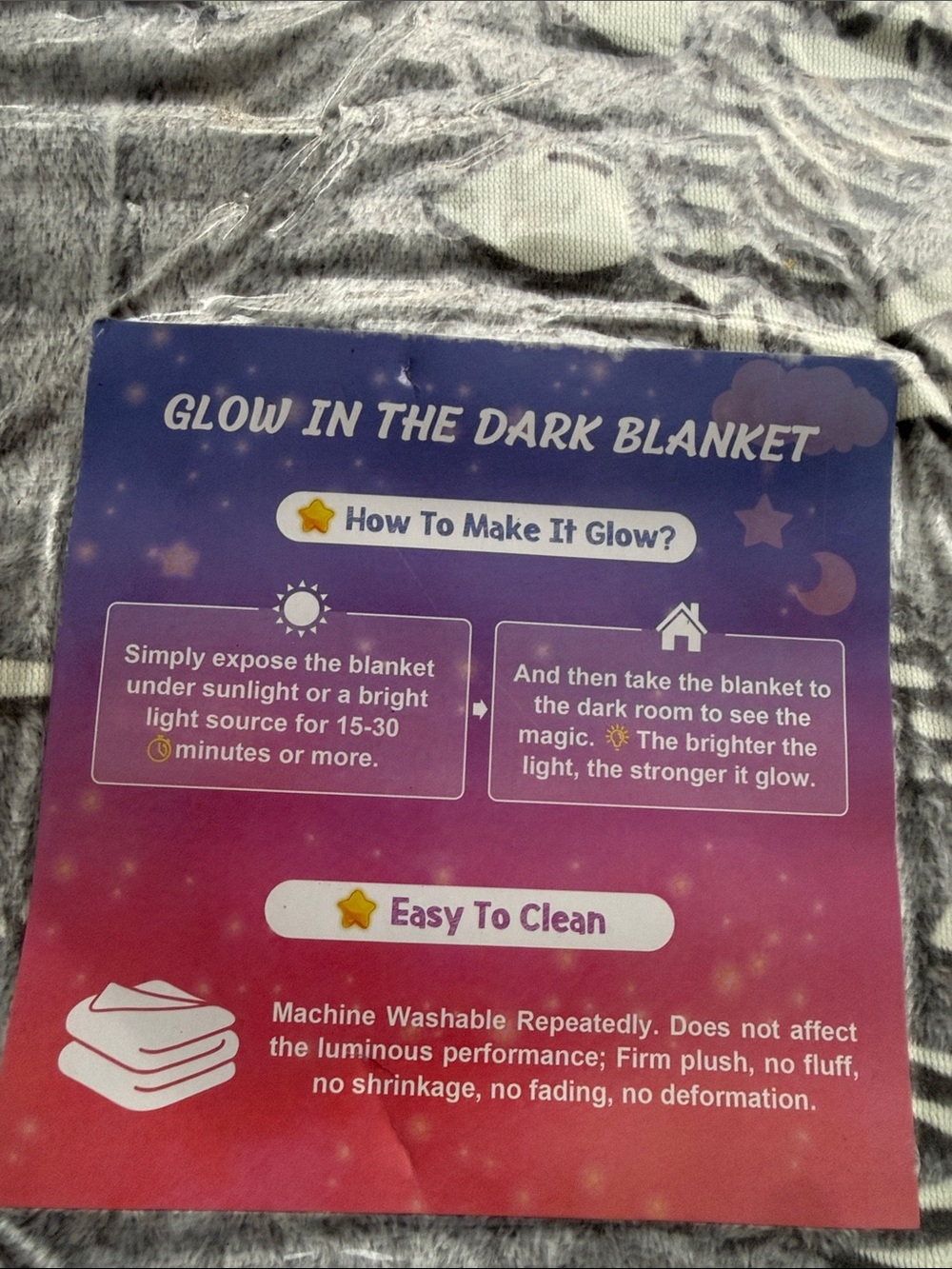 NWT Sealed Dinosaur Premium Flannel Throw Blanket - glows in dark 50x60